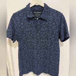 Banana Republic Men's Navy and Light Blue Polo